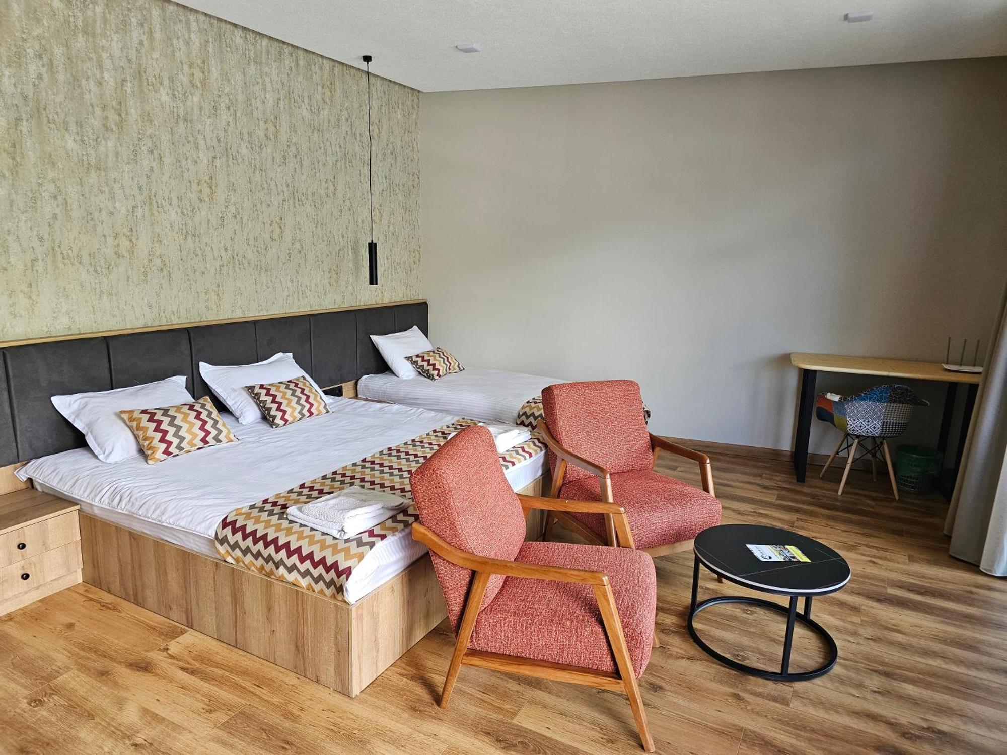 Old District Hotel คัซเบกี ภายนอก รูปภาพ